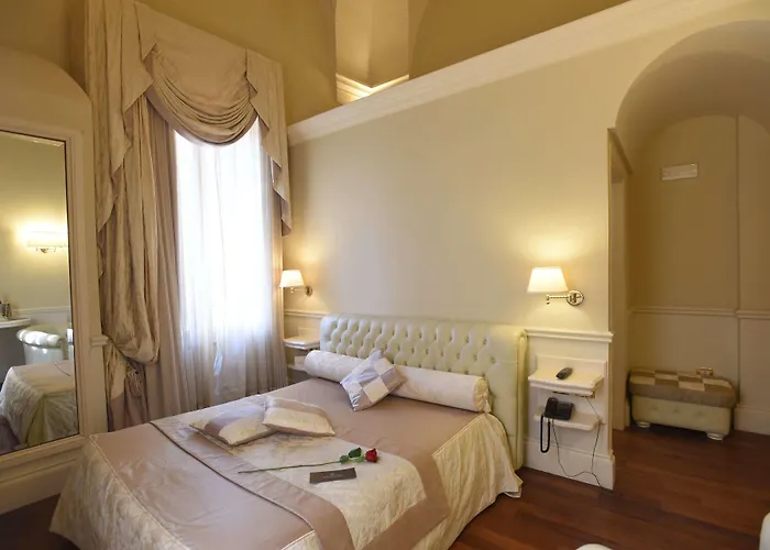 Suite Hotel Santa Chiara